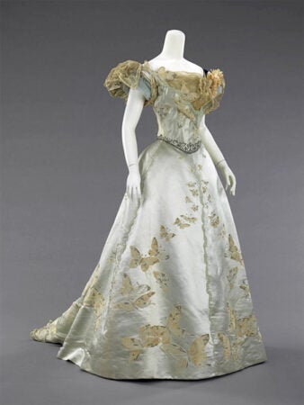 French Worth | Evening Dress, 1898 | Image © The Metropolitan Museum of Art