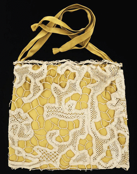 Probably Madame Marie Gerber or Callot Soeurs | Bag, Evening; 1910-1915 | The Metropolitan Museum of Art | Image © The Metropolitan Museum of Art