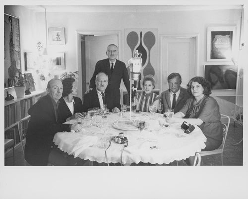 Caption: An afternoon at the Libermans’, 1963. Left to right, Lawrence Alloway, Beatrice Leval, Barnett Newman, Alexander Liberman, Sylvia Sleigh, Robert Motherwell, and Annalee Newman. Liberman’s ever-present Leica camera is on the table. The Getty Research Institute, Los Angeles, (2000.R.19). © J. Paul Getty Trust.
