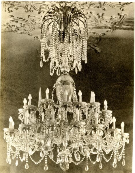 English. Georgian Cut Glass Chandelier. c. 1800. Image and data provided by the William Randolph Hearst Archive, B. Davis Schwartz Memorial Library, LIU Post