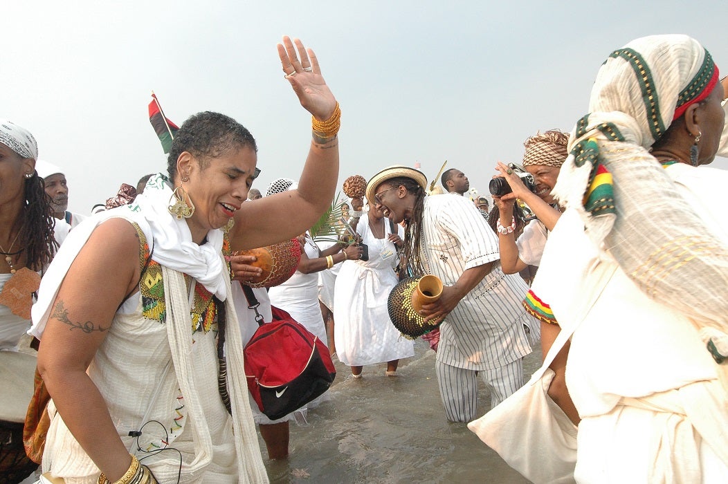 Bob Gore. Parade in ocean, ancestor tribute. 2008. Image and data provided by Bob Gore.