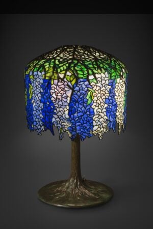Clara Driscoll. Tiffany Studios. Wisteria table lamp. 1910-1920.