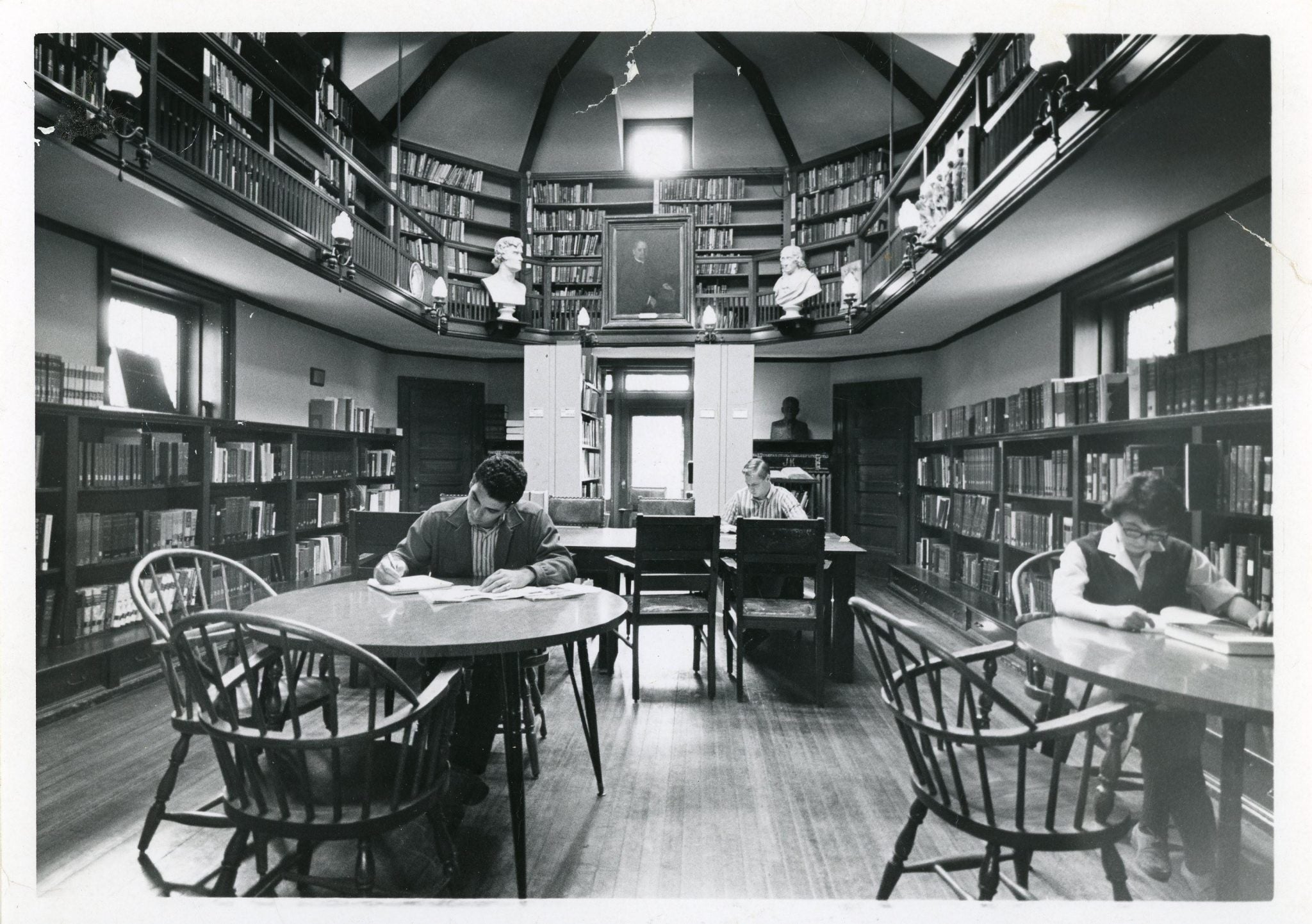 Celebrating School Library Month - News - About JSTOR